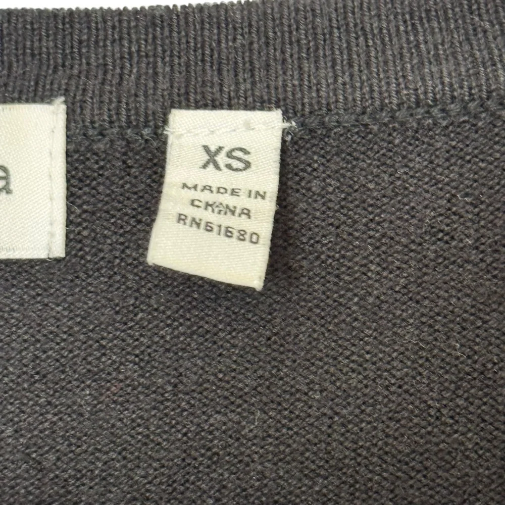 Women’s 525 America Size XS Black Cotton/Acrylic/Nylon/Spandex V-Neck Sweater